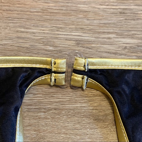 90's Pacific Connections Black/Gold One Piece |20W - Picture 7 of 11